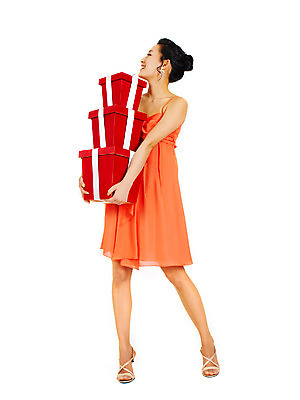 포토 JPG 스튜디오촬영 전신 드레스 원피스 여자 포즈 모션 실내 선물 한명 서기 미소 웃음 들기 누끼 사람 동양인 손짓 이벤트 20대 성인 옆모습 선물상자 치마 파티 한국인 즐거움 여자만 여자한명만 성인여자만 청년만 청년여자만 성인한명만 청년여자한명만 성인여자한명만 성인만 국내포토 1 옷 감정 뷰포인트 하의 표정 인종 청년 내부 상자 파일형식