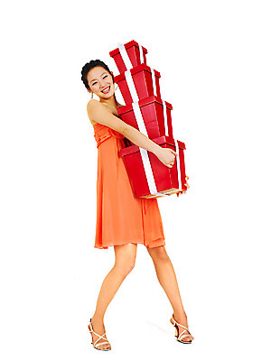 포토 JPG 스튜디오촬영 전신 드레스 원피스 여자 포즈 모션 실내 선물 한명 서기 미소 웃음 들기 누끼 사람 동양인 손짓 이벤트 20대 성인 옆모습 선물상자 치마 파티 한국인 즐거움 여자만 여자한명만 성인여자만 청년만 청년여자만 성인한명만 청년여자한명만 성인여자한명만 성인만 국내포토 1 옷 감정 뷰포인트 하의 표정 인종 청년 내부 상자 파일형식