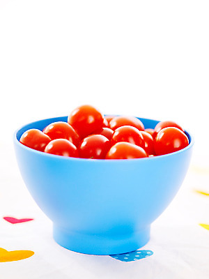 포토 JPG 스튜디오촬영 식물 그릇 웰빙 음식 토마토 방울토마토 디저트 사람없음 빨간색 믹싱볼 국내포토 식기 컬러 채소 실내 파일형식