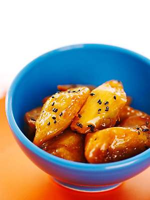 포토 JPG 그릇 음식 채소 식재료 요리 사람없음 고구마 고구마맛탕 맛탕 국내포토 식기 뿌리채소 파일형식