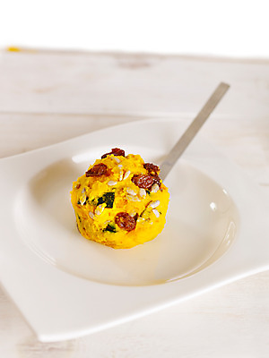 포토 JPG 스튜디오촬영 접시 음식 디저트 서양음식 요리 사람없음 숟가락 샐러드 잣 건포도 단호박샐러드 호박샐러드 국내포토 식기 포도 수저 실내 견과류 건과일 파일형식