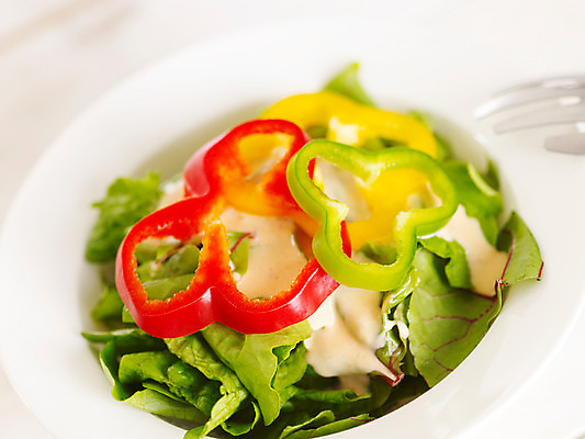 포토 JPG 스튜디오촬영 그릇 접시 음식 채소 식재료 피망 파프리카 사람없음 샐러드 소스 양상추 비트 국내포토 식기 실내 양념 파일형식