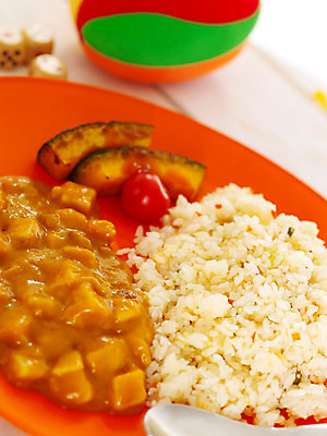 포토 식기 음식 토마토 채소 호박 수저 실내 동양음식 파일형식 접시 요리 숟가락 밥 카레라이스 방울토마토 공 주사위 식사 단호박 JPG 사람없음 스튜디오촬영 인도음식 동남아음식 국내포토