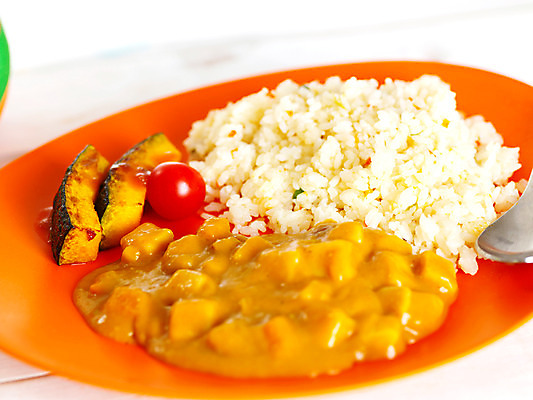 포토 식기 음식 토마토 채소 호박 수저 실내 동양음식 파일형식 접시 요리 숟가락 밥 카레라이스 방울토마토 식사 단호박 JPG 사람없음 스튜디오촬영 인도음식 동남아음식 국내포토