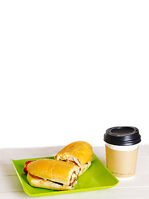 포토 JPG 스튜디오촬영 접시 커피 음료 음식 빵 딸기 디저트 샌드위치 누끼 사람없음 테이크아웃 국내포토 식기 과일 실내 파일형식