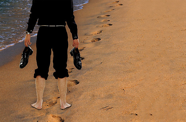 PSD 편집이미지 남자 여유 모래 구두 파도 바다 여행 신발 비즈니스 자연 휴식 한명 서기 사람 20대 성인 해변 야외 모래사장 하반신 비즈니스맨 발자국 남자만 남자한명만 성인남자만 청년만 청년남자만 청년남자한명만 성인한명만 성인남자한명만 성인만 이미지편집 1 감정 컨셉 자국 모션 청년 직장인 생태계 파일형식