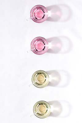 포토 JPG 스튜디오촬영 식물 꽃잎 건조 실내 건강 그림자 누끼 사람없음 하이앵글 여러개 차 찻잔 오브젝트 흰배경 꽃차 플랫레이 국내포토 꽃 음료 뷰포인트 다수 백그라운드 잔 내부 차_음료 흰색 플랫 파일형식