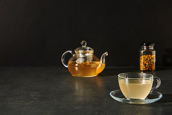 포토 JPG 스튜디오촬영 식물 꽃잎 검은배경 건조 국화 실내 건강 사람없음 차 찻잔 찻주전자 오브젝트 꽃차 국내포토 꽃 음료 백그라운드 주전자 잔 내부 차_음료 검은색 파일형식