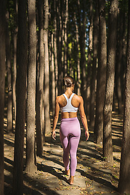 포토 JPG 주간 전신 나무 여자 요가 자연 건강 한명 서기 20대 성인 야외 뒷모습 걷기 한국인 한강공원 성인여자한명만 국내포토 자연요소 식물 1 웰빙 공원 뷰포인트 모션 사람 동양인 청년 한강 생태계 여자한명만 성인여자만 파일형식