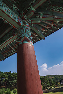 포토 JPG 주간 한국전통 여행 고건축 유적지 하늘 단청문양 풍경 사람없음 야외 관광지 문화재 가을 기둥 한국사 충청남도 단청 논산 계백장군유적전승지 충장사 국내포토 자연요소 전통 문양 건축물 계절 건축 한국 역사 충청도 파일형식