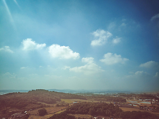 포토 JPG 주간 구름 여행 하늘 한국 논 풍경 사람없음 야외 관광지 하이앵글 추수 벼 가을 항공촬영 논산 곡식저장고 국내여행 전경 국내포토 자연요소 계절 아시아 뷰포인트 농업 곡류 충청남도 저장소 파일형식 탑뷰