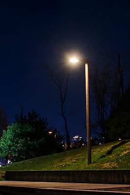 포토 JPG 건축물 공원 야경 가로등 조명 사람없음 야외 빛 광교호수공원 국내포토 공공시설 건축 야간 호수공원 파일형식 광교 풍경_경치