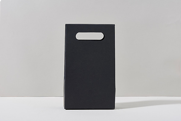 포토 JPG 스튜디오촬영 종이 포장 회색배경 실내 사람없음 상자 한개 쇼핑백 화장품 오브젝트 목업 국내포토 1 백그라운드 가방 내부 뷰티 회색 파일형식