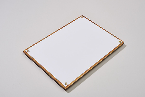 포토 JPG 스튜디오촬영 종이 회색배경 프레임 실내 사람없음 한개 사무용품 공백 오브젝트 서류판 목업 국내포토 1 백그라운드 문구용품 내부 회색 파일형식