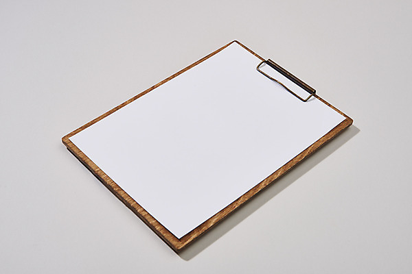 포토 JPG 스튜디오촬영 무료이미지 종이 회색배경 프레임 실내 사람없음 한개 사무용품 공백 오브젝트 서류판 목업 국내포토 1 백그라운드 문구용품 내부 회색 파일형식