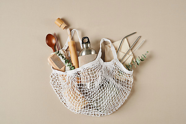 포토 캠페인 뷰포인트 백그라운드 가방 자연 수저 실내 빨대 내부 컵 쇼핑 위생용품 갈색 바구니 환경 숟가락 그린캠페인 미용용품 플랫 보호 칫솔 사회이슈 친환경 파일형식 머리빗 스테인레스빨대 나무숟가락 냅킨 텀블러 스튜디오촬영 젓가락 재활용 장바구니 에코 JPG 갈색배경 제로웨이스트 오브젝트 사람없음 플랫레이 하이앵글 대나무칫솔 친환경제품 네트백 자연보호 국내포토