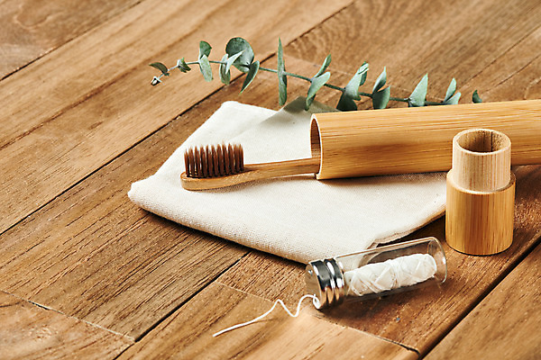 포토 JPG 스튜디오촬영 식물 실내 사람없음 자연보호 환경 그린캠페인 재활용 오브젝트 에코 친환경 냅킨 치실 친환경제품 갈색배경 제로웨이스트 나무배경 대나무칫솔 국내포토 캠페인 백그라운드 자연 내부 위생용품 갈색 보호 칫솔 사회이슈 파일형식