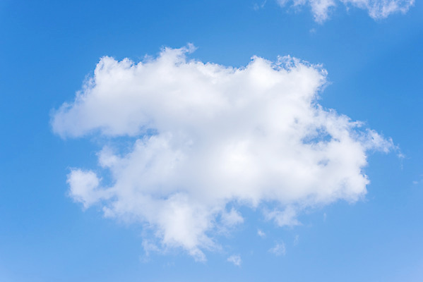 포토 JPG 주간 구름 로우앵글 하늘 날씨 풍경 사람없음 야외 파란색 맑음 봄 국내포토 자연요소 계절 뷰포인트 컬러 파일형식