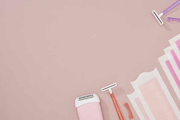 포토 JPG 스튜디오촬영 프레임 실내 사람없음 여름 하이앵글 뷰티 오브젝트 면도기 왁싱 제모 피부과 플랫레이 분홍색배경 왁스스트립 제모기 국내포토 계절 뷰포인트 분홍색 백그라운드 병원 내부 위생용품 플랫 파일형식 제모용품