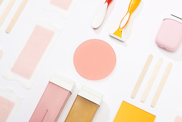 포토 JPG 스튜디오촬영 실내 사람없음 여름 뷰티 오브젝트 흰배경 면도기 나무막대 나무막대기 왁싱 제모 피부과 왁스스트립 제모기 왁스카트리지 국내포토 계절 백그라운드 병원 내부 위생용품 흰색 막대기 막대 왁스 파일형식 제모용품