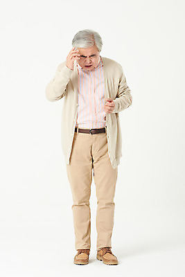 포토 JPG 스튜디오촬영 전신 할아버지 노년 남자 실내 건강 관리 한명 서기 앞모습 실버라이프 건강관리 한국인 흰색 60대 괴로움 흰배경 건망증 치매 노인남자한명만 국내포토 1 라이프스타일 감정 뷰포인트 컬러 백그라운드 모션 사람 동양인 성인 내부 질병 남자한명만 노인남자만 파일형식