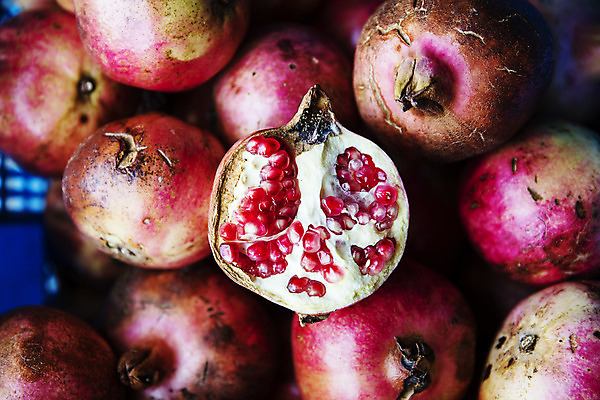 포토 JPG 주간 과일 사람없음 야외 여러개 전라남도 특산물 지역 석류 석류알 고흥 국내포토 자연요소 다수 전라도 파일형식