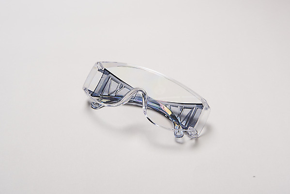 포토 JPG 스튜디오촬영 산업 안경 회색배경 고글 실내 건강 안전 사람없음 한개 장비 도구 공구 수리 작업도구 국내포토 1 잡화 백그라운드 내부 회색 파일형식