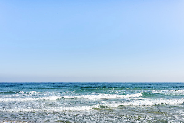 포토 JPG 주간 파도 바다 여행 한국 풍경 해변 사람없음 야외 관광지 해수욕장 강원도 강릉 국내여행 주문진 국내포토 자연요소 아시아 파일형식