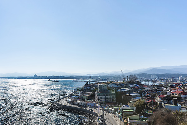 포토 JPG 주간 파도 바다 여행 한국 풍경 해변 사람없음 야외 관광지 마을 도시 강원도 어촌 강릉 국내여행 주문진 전경 국내포토 자연요소 아시아 시골 해수욕장 파일형식 탑뷰