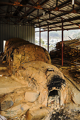 포토 JPG 주간 여행 한국 풍경 사람없음 야외 관광지 도자기 충청남도 도자기공예 공주 국내여행 황토가마 국내포토 자연요소 아시아 공예 충청도 파일형식 가마_도구