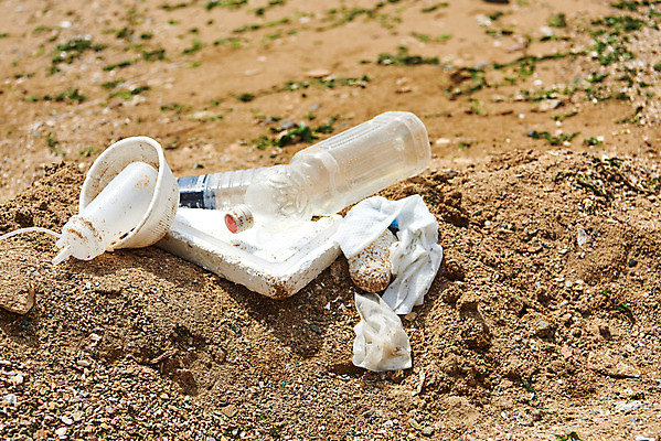 포토 JPG 주간 모래 바다 자연 해변 사람없음 야외 자연보호 환경 그린캠페인 환경오염 오염 쓰레기 사회이슈 페트병 수질오염 스티로폼 화성시 해양쓰레기 궁평해수욕장 국내포토 자연요소 캠페인 컨셉 보호 해수욕장 생태계 경기도 화성_경기도 병_담는 파일형식