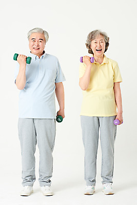 포토 JPG 스튜디오촬영 전신 여자 노년 남자 가족 실내 건강 서기 들기 두명 앞모습 실버라이프 운동복 운동 건강관리 노부부 아령 한국인 60대 즐거움 흰배경 노인만 오팔세대 액티브시니어 국내포토 라이프스타일 부부 옷 감정 뷰포인트 백그라운드 관계 모션 관리 사람 동양인 성인 내부 흰색 세대 성인만 파일형식