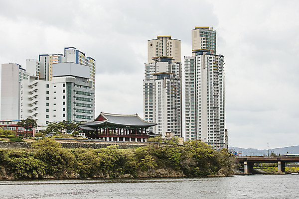 포토 JPG 주간 유적 아파트 한국 풍경 사람없음 야외 건물 관광지 단청 울산 국내여행 태화루 태화강 국내포토 자연요소 전통 건축물 아시아 여행 주택 강 정자_건축물 파일형식