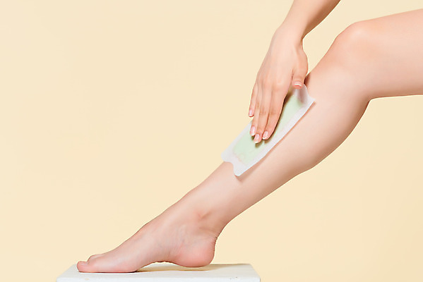 포토 JPG 스튜디오촬영 여자 다이어트 휴가 털 실내 한명 20대 옆모습 신체부위 여름 여름휴가 바캉스 뷰티 한국인 다리 노란배경 다리털제모 왁싱 제모 의료성형뷰티 제모용품 왁싱젤 국내포토 1 계절 뷰포인트 백그라운드 건강 사람 동양인 청년 내부 노란색 젤 파일형식 여름_계절