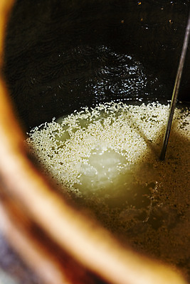 포토 JPG 한국 실내 풍경 근접촬영 사람없음 관광지 충청남도 발효 막걸리 충청도 전통주 국내여행 양조장 당진 누룩 고두밥 신평양조장 국내포토 아시아 뷰포인트 여행 밥 주류 내부 파일형식