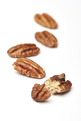 포토 JPG 스튜디오촬영 실내 근접촬영 사람없음 아웃포커스 여러개 견과류 흰배경 유기농 피칸 국내포토 웰빙 뷰포인트 다수 백그라운드 촬영기법 내부 흰색 파일형식