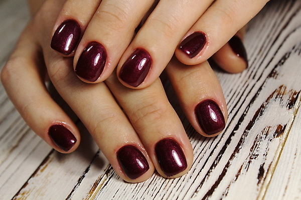 포토 JPG 해외이미지 손 여자 손가락 근접촬영 신체부위 손톱관리 네일아트 손톱 해외202007 해외포토 뷰포인트 사람 뷰티 파일형식