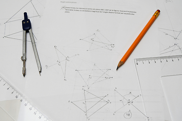 포토 JPG 해외이미지 식물 디자인 교육 산업 종이 과학 패턴 프레임 자 파노라마 사람없음 파란색 세트 연필 기계 과학기술 기구 공구 원형 계획 파편 나침반 스케치 묘사 측정 그림 문서 청사진 공학 제도 해외202007 해외포토 도형 컬러 컨셉 무늬 문구용품 학용품 기술 촬영기법 미술 필기구 도구 파일형식