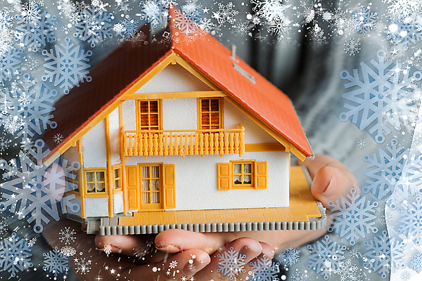 포토 JPG 해외이미지 여자 겨울 부동산 날씨 주택 한명 들기 근접촬영 성인 미니어처 성인여자한명만 해외202007 해외포토 1 계절 뷰포인트 모션 사람 건물 모형 재산 여자한명만 성인여자만 파일형식