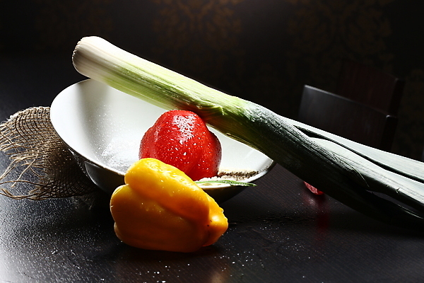 포토 JPG 해외이미지 접시 음식 채소 고추 밥 치즈 파프리카 건강 육류 요리 씨앗 사람없음 빨간색 초록색 여름 노란색 식사 저녁식사 종 뜨거움 사발 그릴 굽기 지중해 허브 가득함 부추 후추 점심식사 폭식 채식주의자 페퍼로니 해외202007 튀르키예 해외포토 식물 식기 계절 아시아 바다 컬러 식재료 주방용품 유제품 사기그릇 소시지 구이 향신료 채식 파일형식