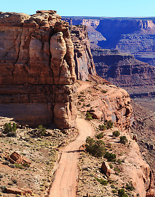 포토 JPG 해외이미지 공원 모래 자국 하늘 산 건조 국립공원 풍경 사람없음 빨간색 파란색 강 골짜기 미국 목장 오픈 파편 아치 암초 멀리 내추럴 고고학 세이지 콜로라도 막 해외202007 해외포토 공공시설 교육 컬러 북아메리카 자연 파일형식