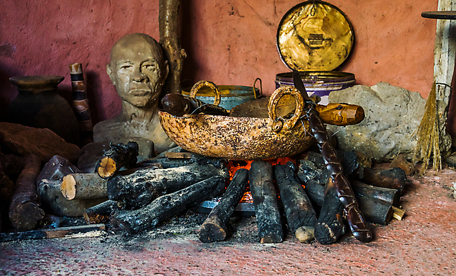 포토 JPG 해외이미지 전통 음식 백그라운드 건축양식 주택 실내 요리 풍경 사람없음 야외 내부 목재 장식 세계 주방 장비 수확 도구 공구 사발 역사 클래식 오두막 모닥불 오브젝트 준비 벽난로 복고 심플 장면 원시시대 기본 옛날 해외202007 해외포토 나무 건축 컨셉 농업 재료 불 건물 사기그릇 파일형식