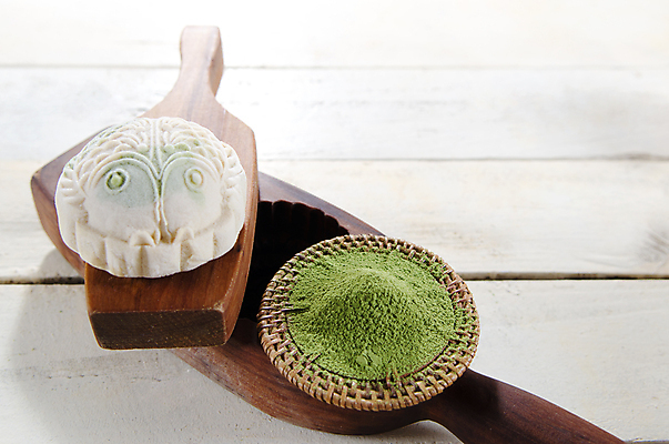 포토 JPG 해외이미지 전통 아시아 문화 음식 백그라운드 주방용품 디저트 기념 연꽃 동양인 사람없음 장식 케이크 축제 중국 달 가을 등불 축하 달콤 정상 가루 반죽 노른자 해외202007 해외포토 자연요소 계절 꽃 나라 생활용품 컨셉 조명 인종 계란 맛 파일형식