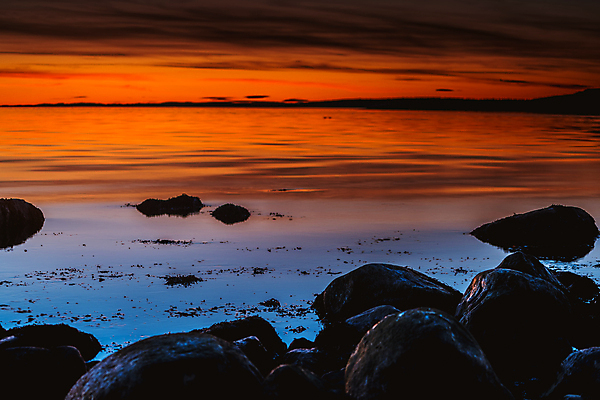 포토 JPG 해외이미지 구름 바다 여행 자연 휴가 파노라마 노르웨이 국립공원 풍경 해변 사람없음 야외 가로 물 파란색 햇빛 태양 반사 일출 일몰 놀람 새벽 바위 만 황금 저녁 돌무덤 스칸디나비아 수평선 해외202007 해외포토 자연요소 공원 감정 유럽 컬러 촬영기법 표정 노을 돌_바위 무덤 야간 생태계 파일형식