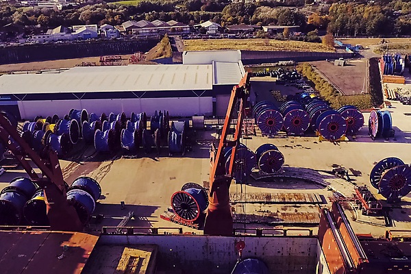 포토 JPG 해외이미지 산업 바다 백그라운드 돈 비즈니스 교통시설 하늘 사람없음 건물 빨간색 항구 맑음 중국 장비 화물 공구 만 보트 상하이 상품 큼 컨테이너 창고 기중기 상업 철사 포트 기어 단상 물류 로딩 수입 해외202007 해외포토 건축물 아시아 컬러 교통 배_교통 날씨 운송업 도구 중장비 재산 크기 시설 파일형식