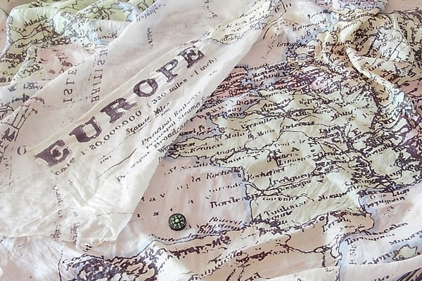 포토 JPG 해외이미지 배너 유럽 컨셉 지도 비즈니스 미래 출입구 영국 잉글랜드 사람없음 금융 경제 세계 회색 자유 유로 깃발 퍼즐 선택 위험 투표 충돌 심볼 런던 반대 잭 의심 독립 떠남 위기 유럽연합 정치 브렉시트 해외202007 해외포토 감정 나라 컬러 돈 모션 선거 파일형식