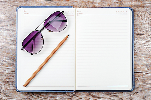 포토 JPG 해외이미지 디자인 교육 종이 안경 여행 백그라운드 패턴 비즈니스 텍스트 휴가 사람없음 목재 여름 스터디 선글라스 연필 유행 다이어리 쪽지 공책 공백 수확 흰색 오픈 닫기 잡지 계획 정상 가죽 오브젝트 복고 시력 비전 승객 스타일 카피스페이스 해외202007 해외포토 나무 잡화 계절 컬러 컨셉 무늬 농업 재료 모션 문구용품 학용품 간행물 학습 필기구 사무용품 파일형식