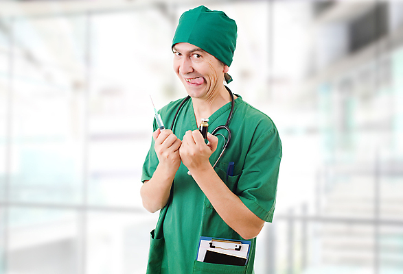 포토 JPG 해외이미지 주간 남자 유니폼 실내 병원 주사기 한명 서기 들기 사람 상반신 성인 옆모습 의료진 의사 수술 수술복 주사약 성인남자한명만 해외202007 해외포토 자연요소 직업 1 옷 뷰포인트 의학 의료기기 모션 내부 치료 약 가운 남자한명만 성인남자만 파일형식