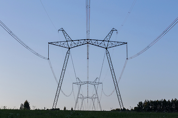 포토 JPG 해외이미지 식물 실루엣 산업 선 밭 자연 풍경 초원 사람없음 야외 초록색 여름 환경 탑 금속 힘 일몰 장비 에너지 네트워크 역 저녁 연결 위험 큼 전염 철사 볼트 철탑 긴장 공학 분배 소비에트 전압 철강 공급 해외202007 해외포토 건축물 계절 교육 감정 컬러 컨셉 농업 교통시설 재질 촬영기법 노을 공구 질병 야간 크기 생태계 감염 파일형식