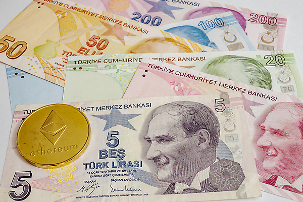 포토 JPG 해외이미지 물결 백그라운드 컨셉 돈 인터넷 비즈니스 사람없음 금융 경제 컴퓨터 달리기 쌓기 금속 디지털 동전 웹 거래 성장 네트워크 지갑 시장 황금 발굴 심볼 사인 무역 투자 상업 전자 토막 가상 해외202007 해외포토 산업 모션 재질 전자제품 재산 파일형식